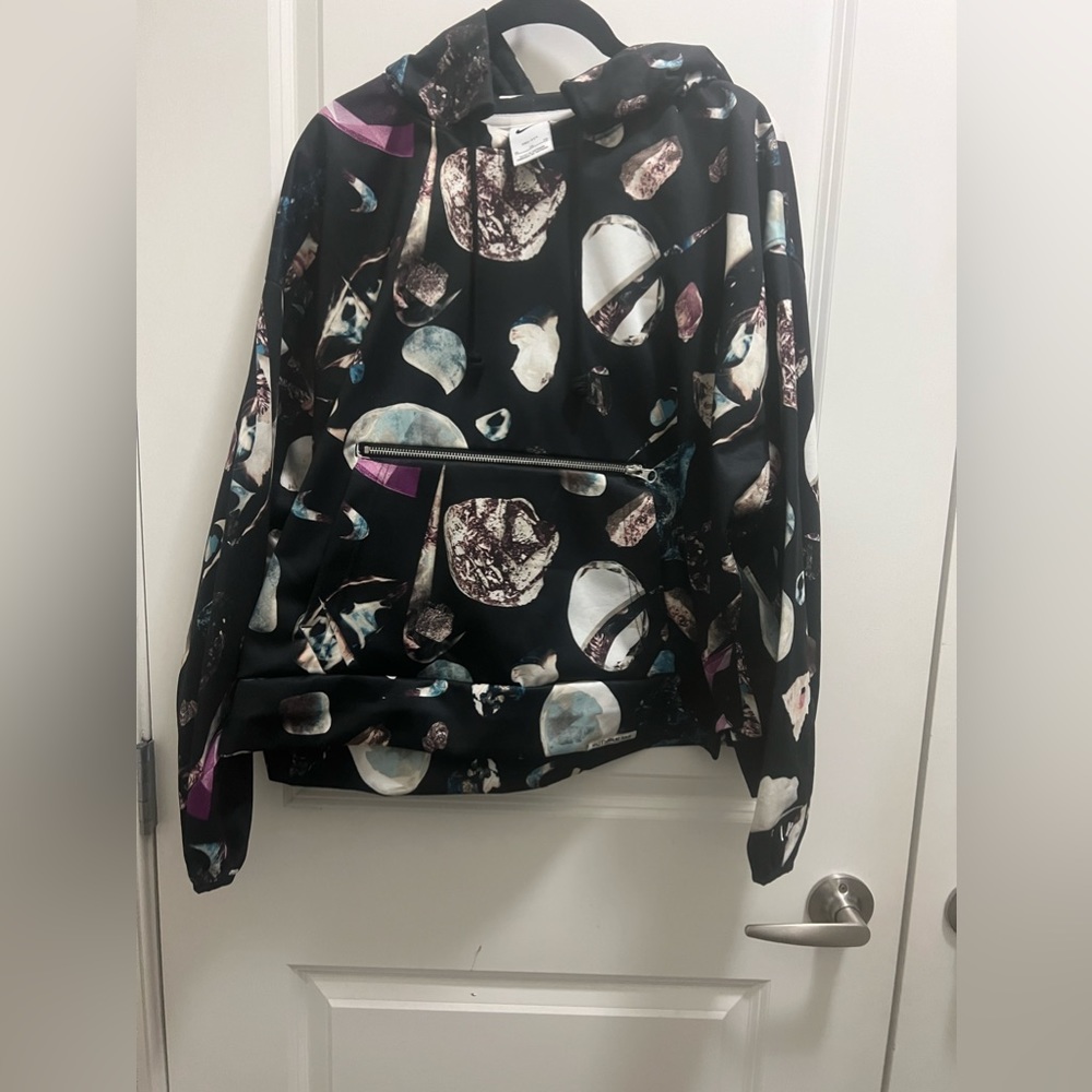 NWOT NIKE DRIFIT HOODIE XL